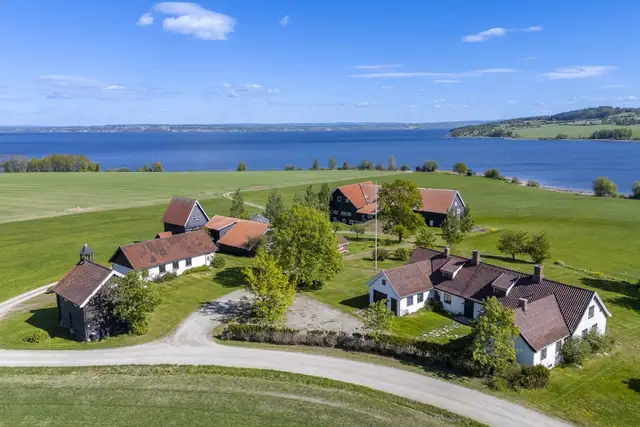Østre Skjelve Gård