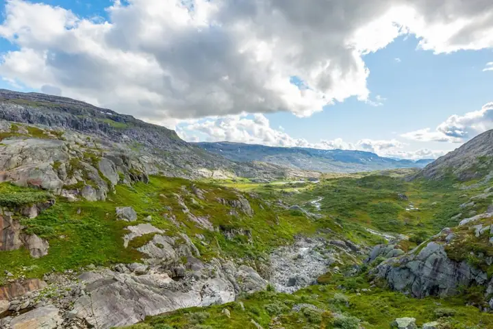 Gardavegen 437, Nesflaten