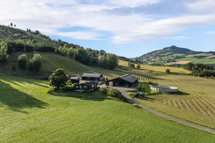 Halvorslia 1, Follebu