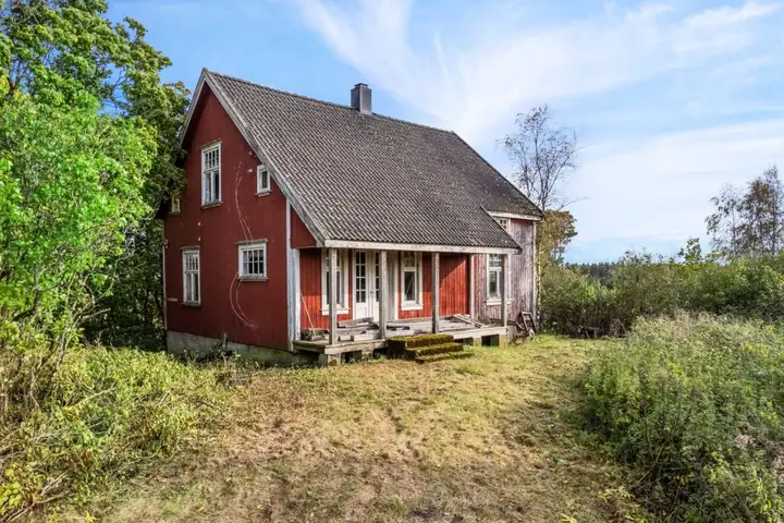 Haugsten Øvre, Rakkestad