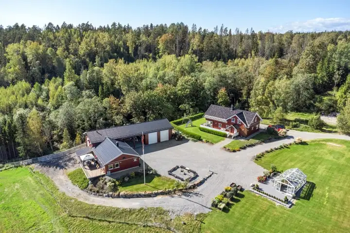 Kastet gård, Kråkstad, Kråkstad