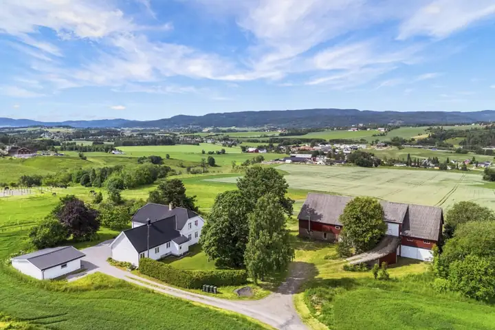 Øvre Lindum Gård, Drammen — solgt