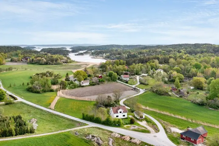 Småbruket Botne, Skjærhalden
