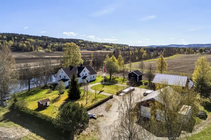 Søndre Skjulstad Gård, Skarnes