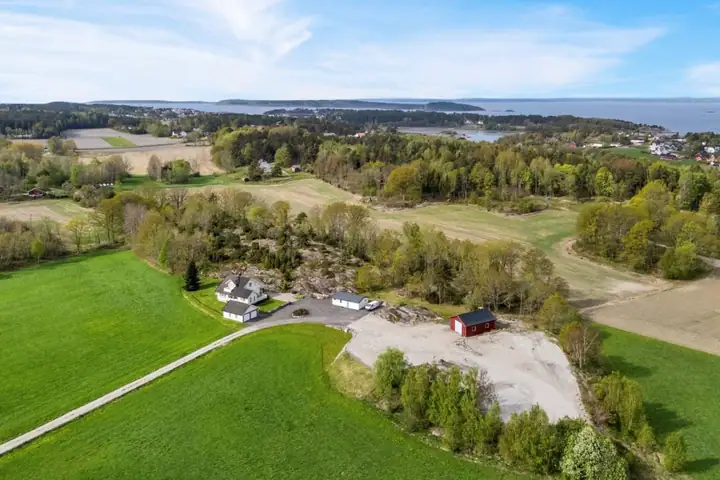 Tillaveien 33, Manstad — solgt